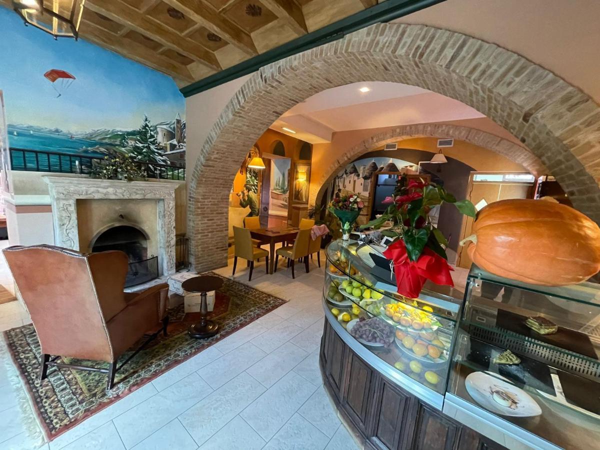 Hotel 99 Cannelle LʼAquila Extérieur photo